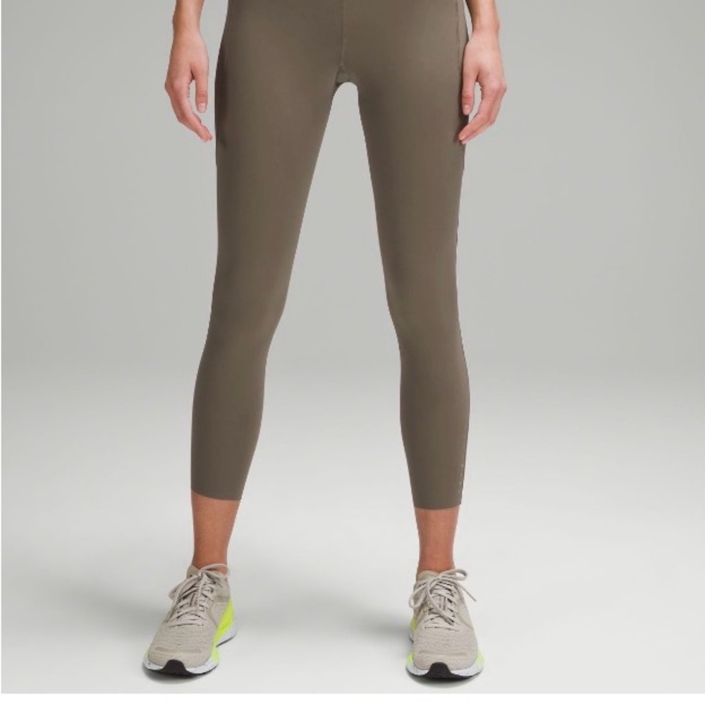 Lululemon Fast and Free High-Rise Tight 25” 5 pockets, Nomad, size 6